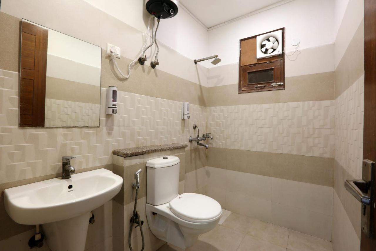 Hotel Ginger Palace - Corporate Hotel Noida Sector 62 Eksteriør billede