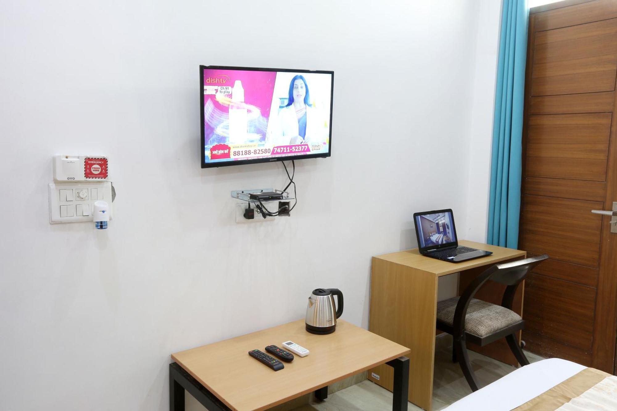 Hotel Ginger Palace - Corporate Hotel Noida Sector 62 Eksteriør billede