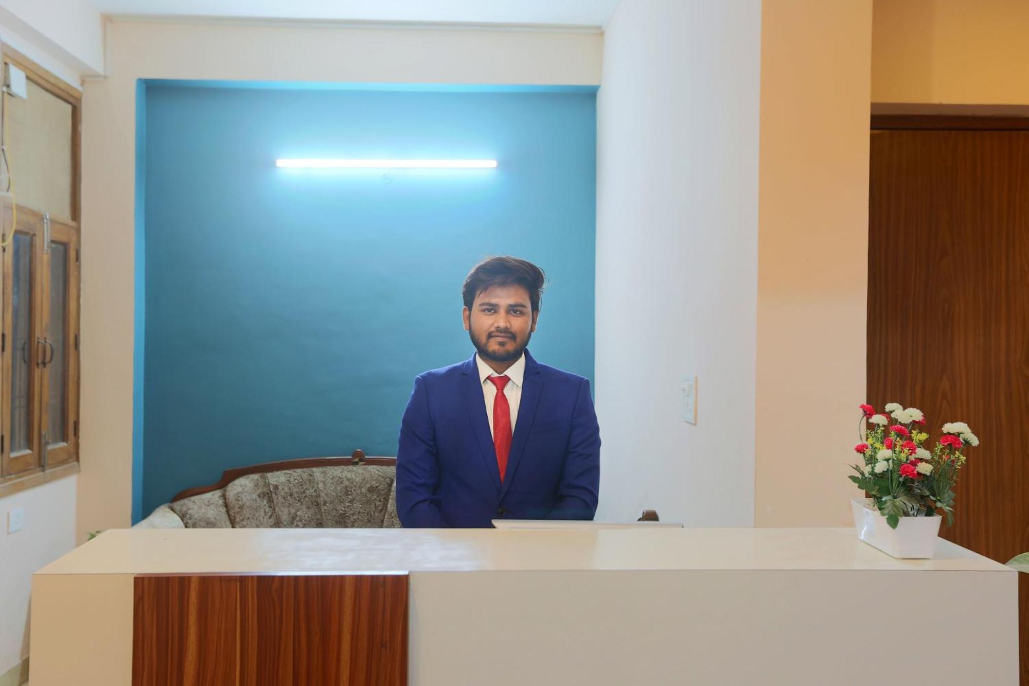 Hotel Ginger Palace - Corporate Hotel Noida Sector 62 Eksteriør billede