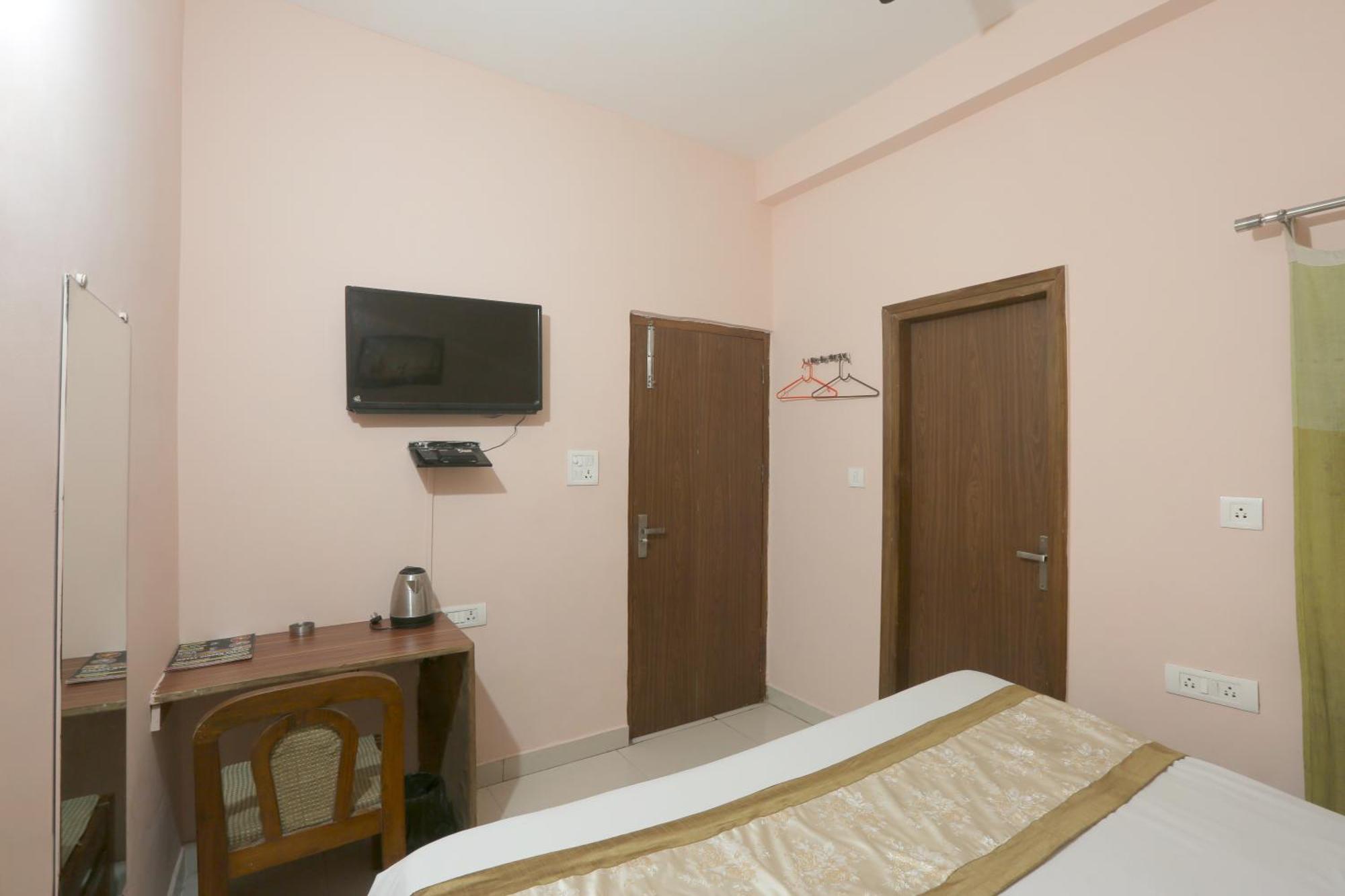 Hotel Ginger Palace - Corporate Hotel Noida Sector 62 Eksteriør billede